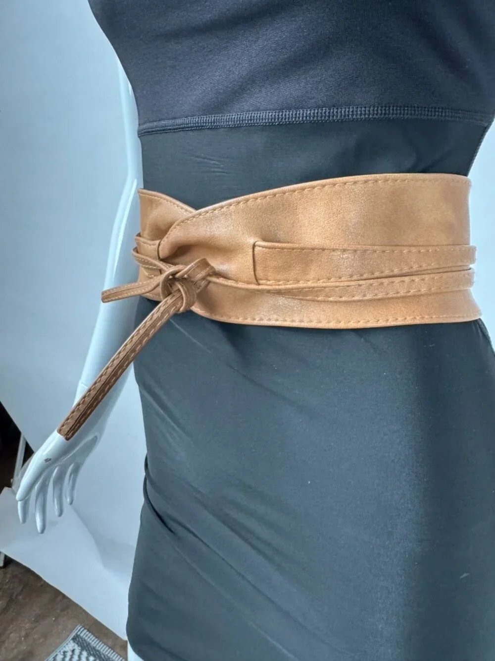 Fashiongen Camel Tan Wide Obi Belt S-M Polyurethane Adjustable Wrap Belt